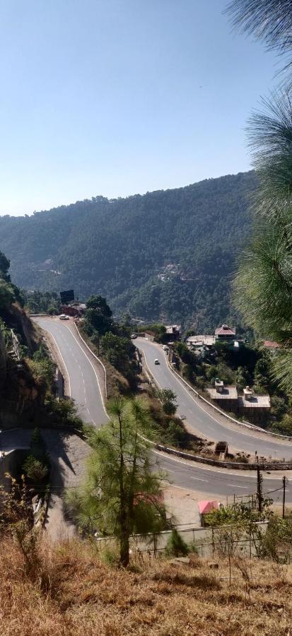2Bhk Furnished Apartment/Near Kasauli/Barog/Luv Fun & Adventure Solan Zewnętrze zdjęcie