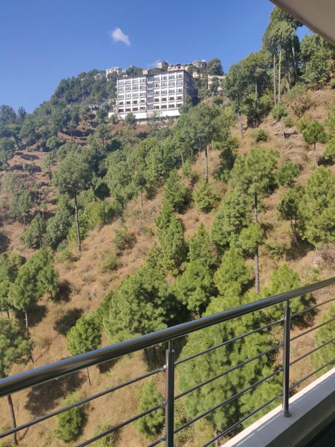 2Bhk Furnished Apartment/Near Kasauli/Barog/Luv Fun & Adventure Solan Zewnętrze zdjęcie