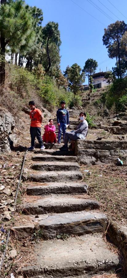 2Bhk Furnished Apartment/Near Kasauli/Barog/Luv Fun & Adventure Solan Zewnętrze zdjęcie