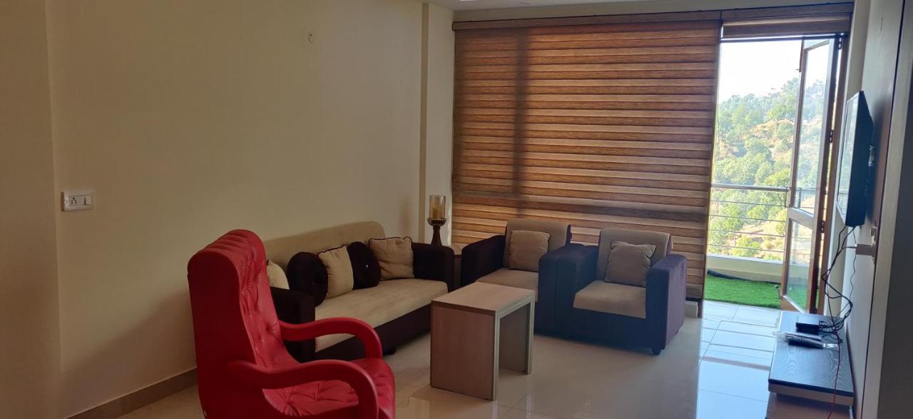 2Bhk Furnished Apartment/Near Kasauli/Barog/Luv Fun & Adventure Solan Zewnętrze zdjęcie